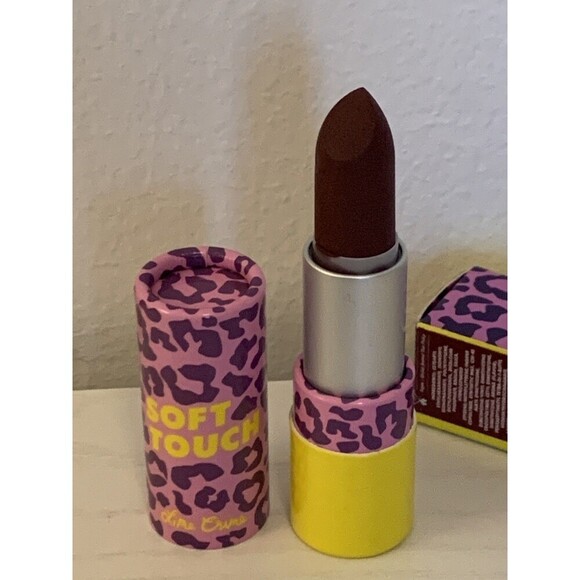 Lime Crime Soft Touch Comfort Matte Lipstick in VIOLET VIBES 4.4g / 0.14oz NEW - Picture 6 of 8